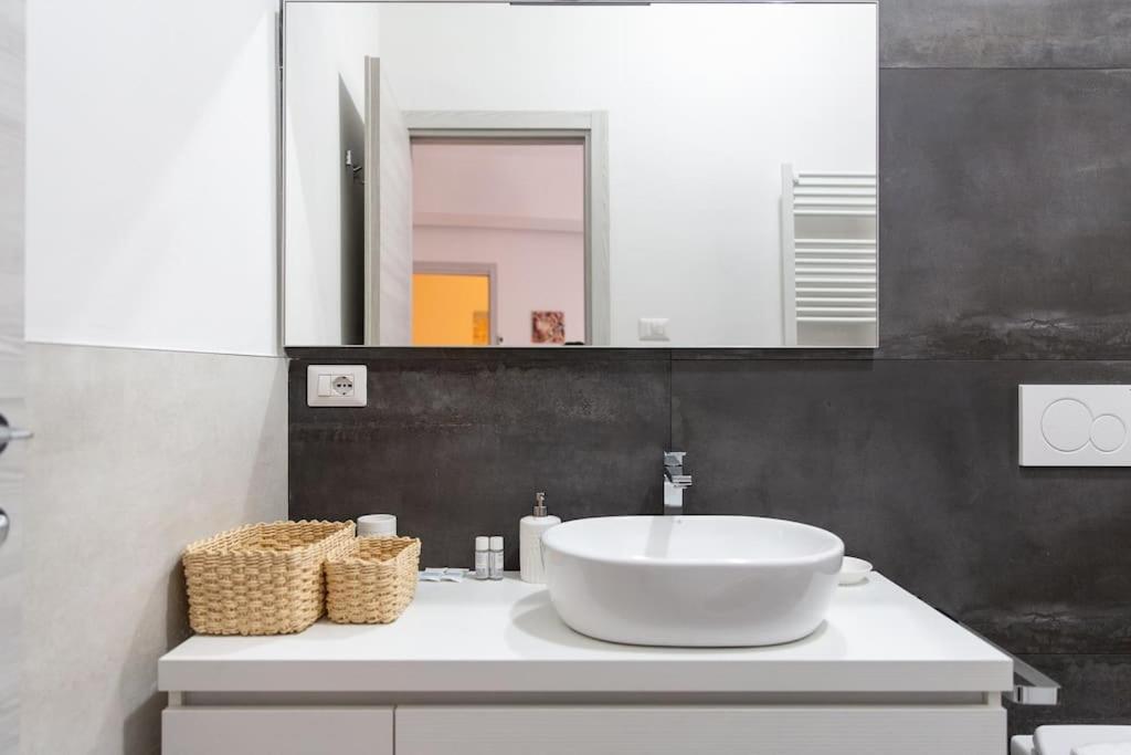 Modern Apartment Near Ponte Vecchio. Флоренція Екстер'єр фото